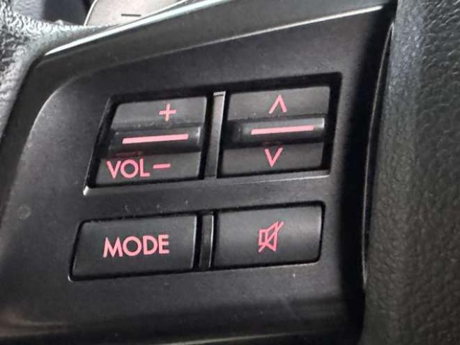 インプレッサスポーツ 2.0 i アイサイト アイボリーセレクション 4WD　ナビ　TV　Bカメラ　Bluetooth　夏冬タイヤ 2000