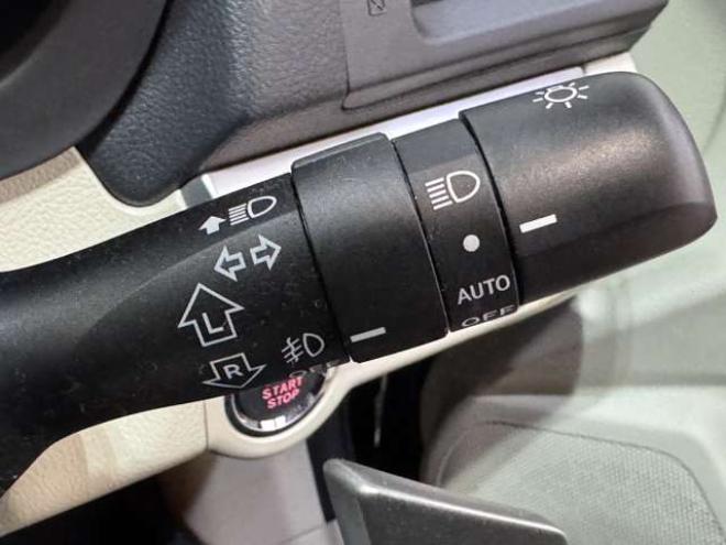 インプレッサスポーツ 2.0 i アイサイト アイボリーセレクション 4WD　ナビ　TV　Bカメラ　Bluetooth　夏冬タイヤ 2000