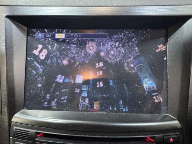 レガシィB4 2.5 i Bスポーツ アイサイト Gパッケージ 4WD　ナビ　TV　Bカメラ　Bluetooth　マッキントッシュ　夏冬タイヤ 2500