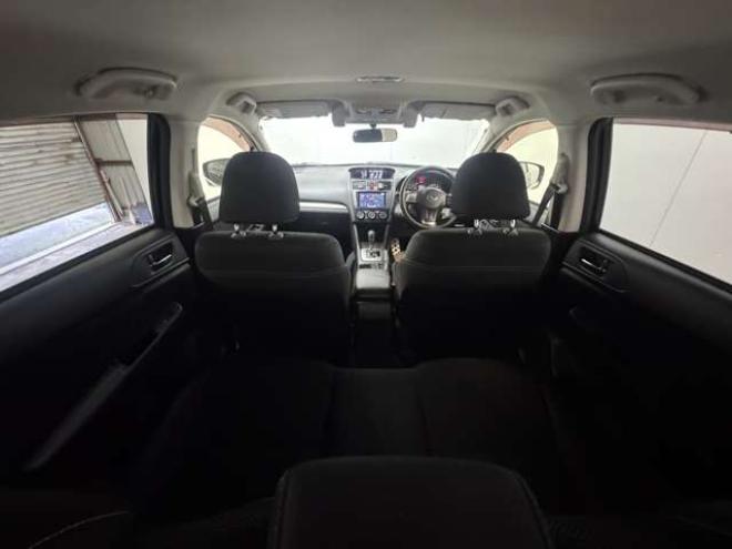 インプレッサXV2.0i-L アイサイト 4WD　ナビ　TV　Bluetooth　夏冬タイヤ 2000