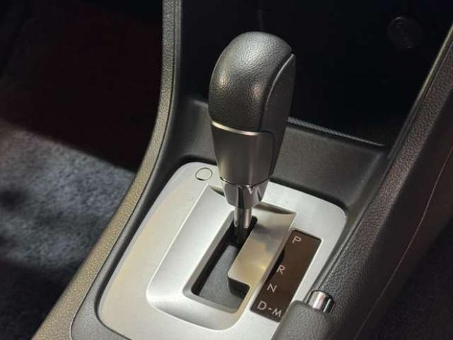 インプレッサXV2.0i-L アイサイト 4WD　ナビ　TV　Bluetooth　夏冬タイヤ 2000