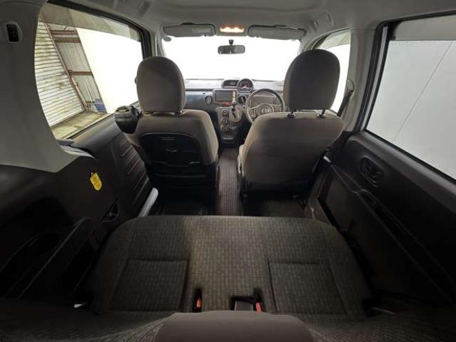 ポルテ1.5 X 4WD　ナビ　TV　Bカメラ　Bluetooth　Pスライド　夏冬タイヤ 1500