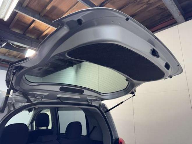 ポルテ1.5 X 4WD　ナビ　TV　Bカメラ　Bluetooth　Pスライド　夏冬タイヤ 1500