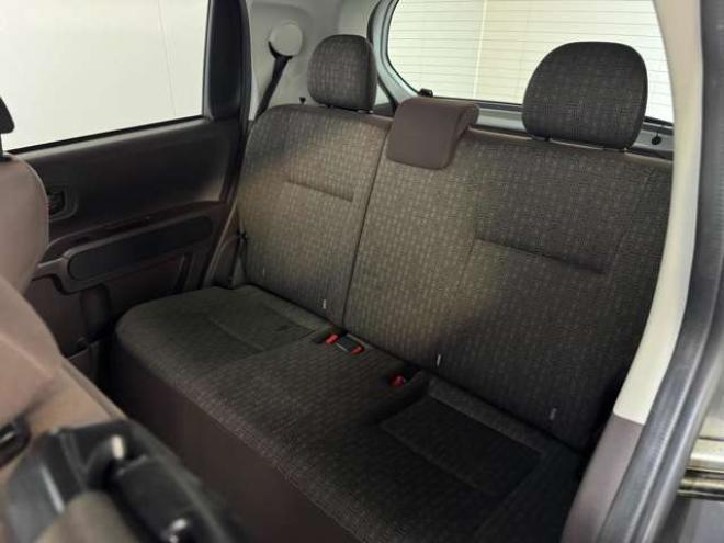 ポルテ1.5 X 4WD　ナビ　TV　Bカメラ　Bluetooth　Pスライド　夏冬タイヤ 1500