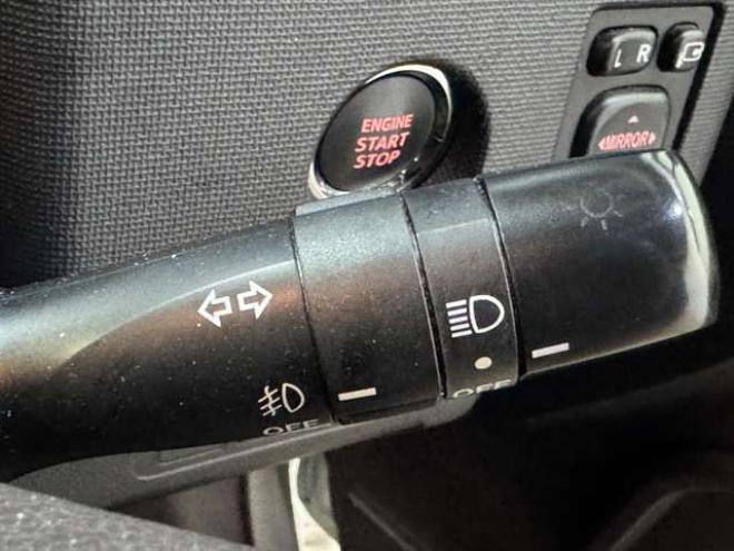 ポルテ1.5 X 4WD　ナビ　TV　Bカメラ　Bluetooth　Pスライド　夏冬タイヤ 1500