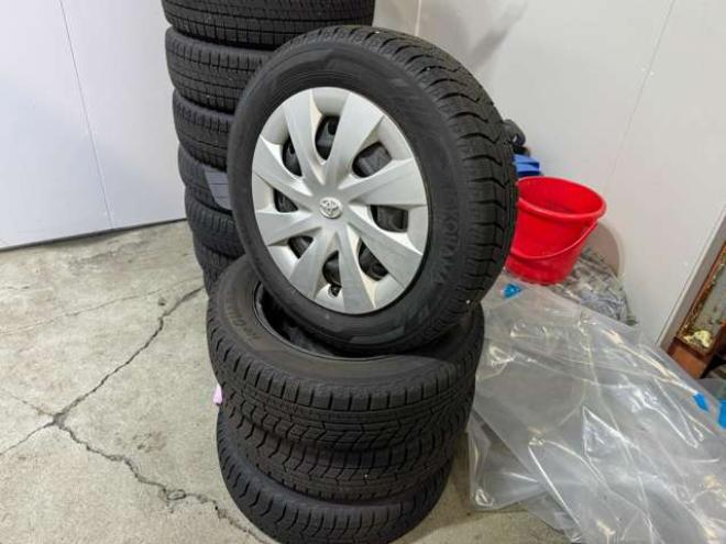 ポルテ1.5 X 4WD　ナビ　TV　Bカメラ　Bluetooth　Pスライド　夏冬タイヤ 1500
