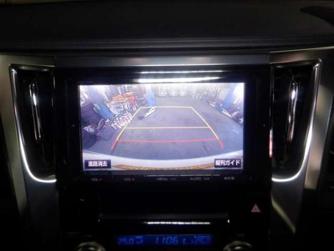 ヴェルファイアハイブリッド 2.5 V E-Four 4WD　本州仕入・ナビ・TV・B/T・フロントカメラ・バックカメラ・両側電動・ハーフレザーシート・LEDヘッドライト・メモリー付き電動シート・スマートキー・プッシュスタート・クルコン・クリアランスソナー・ETC 2500