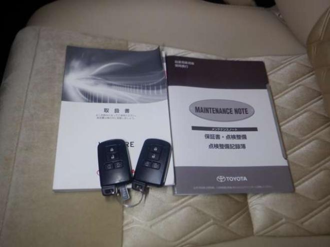 ヴェルファイアハイブリッド 2.5 V E-Four 4WD　本州仕入・ナビ・TV・B/T・フロントカメラ・バックカメラ・両側電動・ハーフレザーシート・LEDヘッドライト・メモリー付き電動シート・スマートキー・プッシュスタート・クルコン・クリアランスソナー・ETC 2500