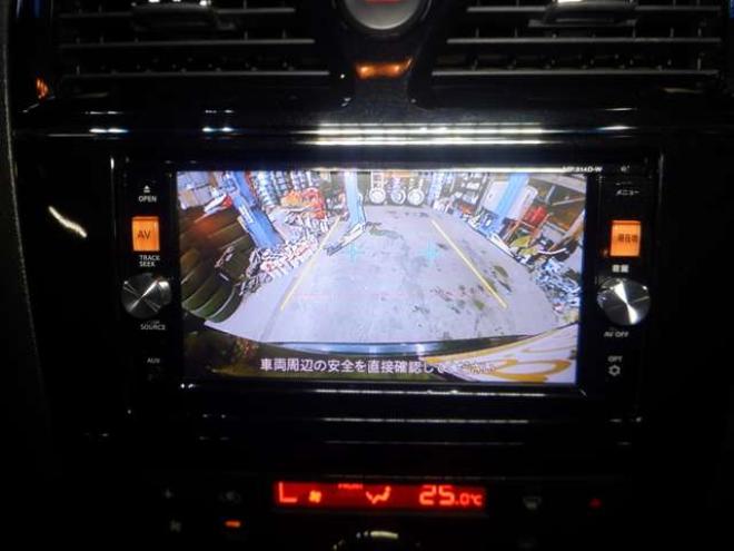 セレナ2.0 ハイウェイスター 4WD　ナビ・TV・Bカメラ・B/T・両側電動・LEDヘッドライト・フリップダウンモニター・後期型・インテリキー・プッシュスタート・クルコン・アイドリングストップ・純正エンスタ・フルフラットシート・ト・寒冷地仕様 2000