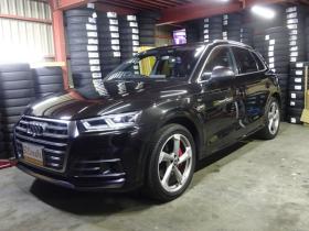 アウディ　SQ5 3.0 4WD　革シート・パノラマサンルーフ・ナビ・TV・B/T・全方位カメラ・LEDヘッドライト・Bang&Olufsen・パワーバックドア・20インチAW・シートヒーター・パワーシート・オートマチックハイビーム・ 正規輸入車 3000