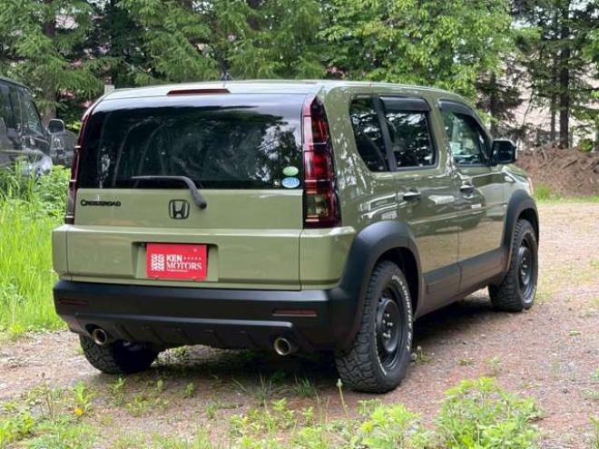 クロスロード2.0 20X HIDエディション 4WD　パワステ　パワーウィンドウ　アルミホイール　エアコン　ABS　バックカメラ　キーレスエントリー　3列シート　盗難防止装置　横滑り防止装置　ディスチャージドランプ　全塗装済 2000