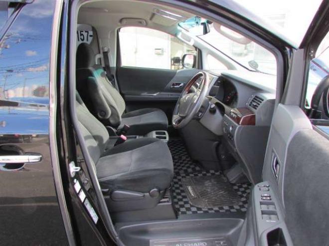 アルファード2.4 240S 4WD　20インチ社外アルミホイール/車高調/片側パワースライドドア/車外ナビ/フルセグTV/バックカメラ/ETC/スマートキー/PUSHスタート/クルーズコントロール/パーキングソナー/リヤヒーター・クーラー 2400