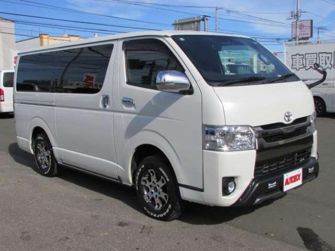 ハイエースバン2.8 スーパーGL ダークプライムII ロングボディ ディーゼルターボ 4WD　ワンオーナー　TRDフロントスポイラー　TRD　TF7Aアルミホイール　両側パワースライドドア　リアヒーター　純正ナビ　フルセグ　Bluetooth　レーダーブレーキ　荷室ダウンライト　車線逸脱警報 2800