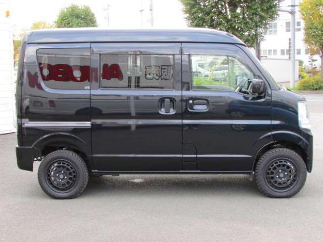 エブリイジョイン ハイルーフ 5AGS車 4WD　パートタイム4WD　キーレス　リアヒーター　フルセグTV　7インチメモリナビ　ベッドキッド　電動格納ミラー　社外タコメーター　DVD/CD　AUX　Bluetooth　 ハイルーフ 660