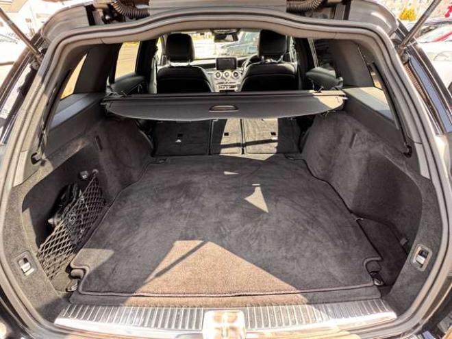 ベンツCクラスワゴン C200 4マチック スポーツ 4WD　ブラインドスポットモニター・ディスタンスパイロットディストロニック・ステアリングパイロット・アイドリングストップ・電動テールゲート・メモリーパワーシート・LEDヘッドライト・純正ナビ・バックカメラ 正規輸入車 2000