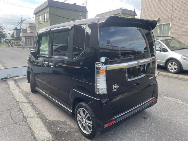 N-BOX+カスタム Ｇ・Ｌパッケージ ４ＷＤ ＥＴＣ バックカメラ 両側スライド・片側電動 ナビ ＴＶ オートライト アイドリングストップ ベンチシート ＣＶＴ ＥＳＣ アルミホイール エアコン パワーステアリング パワーウィンドウ（北海道） 4WD 660 5Dr