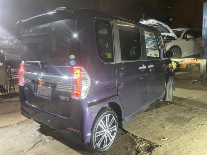 タントカスタムＲＳ ＳＡ ４ＷＤ 本州仕入れ ターボ ナビ ＴＶ Ｒカメラ 衝突軽減装置 横滑り防止機能 寒冷地仕様 ＬＥＤ キーレス スマートキー パワーステアリング フルタイム４ＷＤ パワーウィンドウ 盗難防止装置（北海道） 4WD 660 5Dr