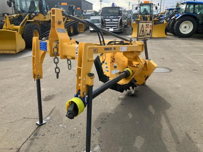 農機補助部品ドンディ　中古　オフセット溝掘機　DMR25-BL　農機具　作業機