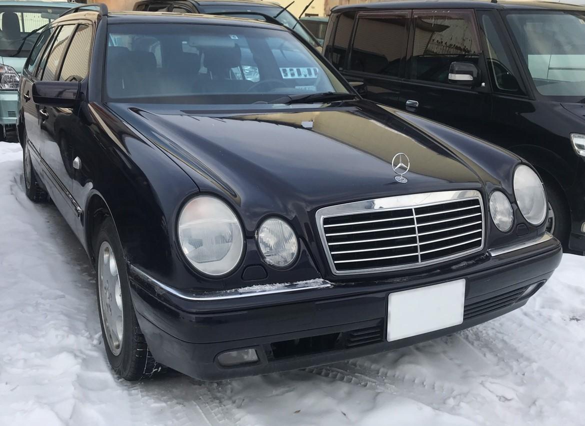 ベンツE320　アバンギャルド 4WD 3200 5Dr