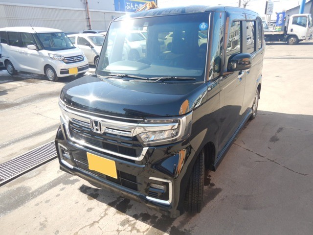 N-BOXカスタム 660 L 4WD　 660