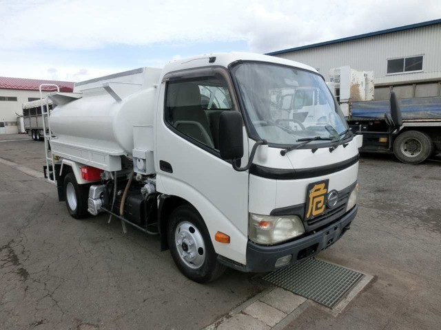 デュトロタンクローリー　BDG-XZU378M　極東　 4WD 4000