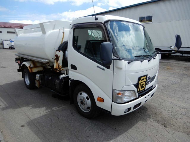 デュトロタンクローリー　TKG-XZU685M 東邦　 4WD 4000