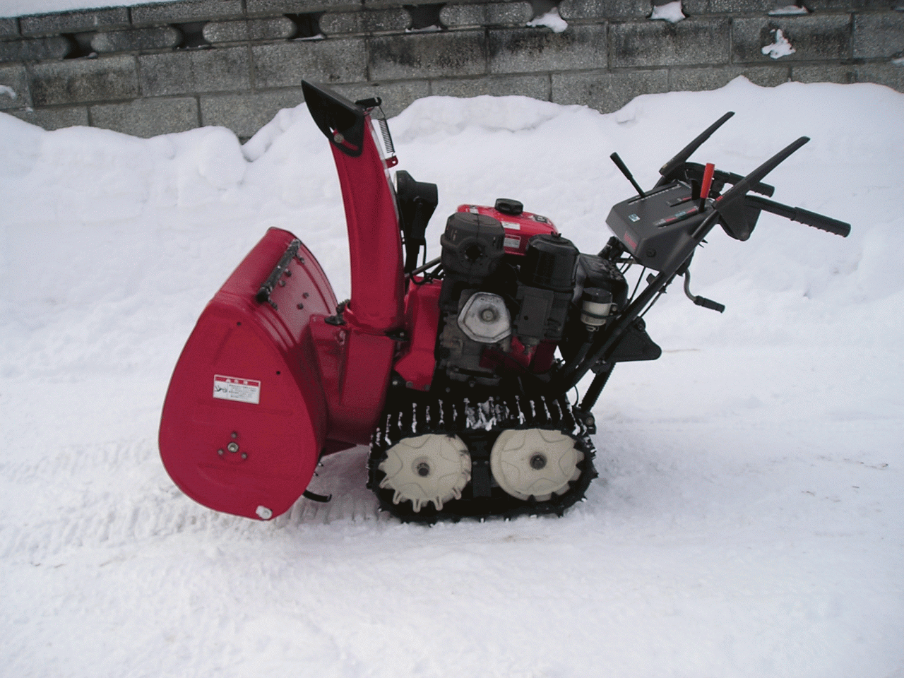 除雪機  ホンダ　８馬力除雪機　ＨＳ－870　オーガ上下　ハンド式