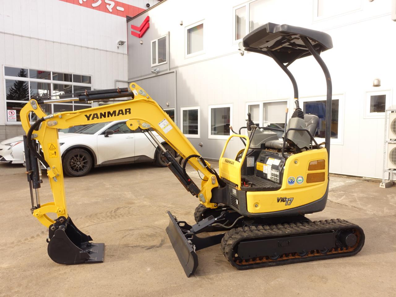 バックホー ヤンマー　VIO17　バケット容量0.06m3