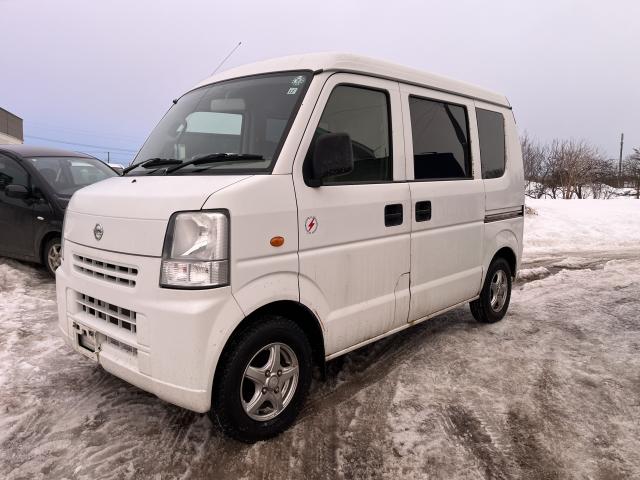 NV100クリッパー DX 4WD 660 5Dr