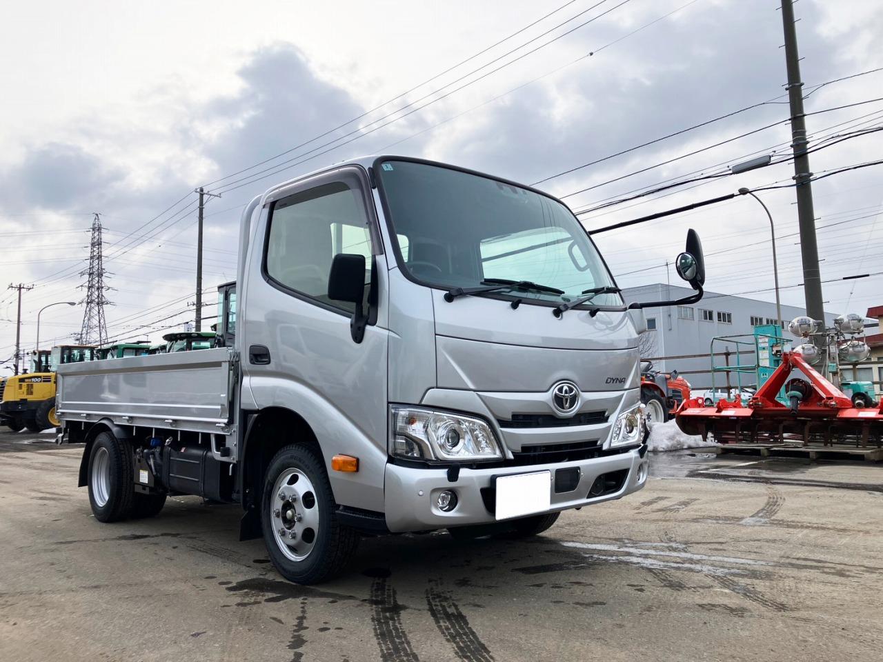 ダイナ 中古　4WD
