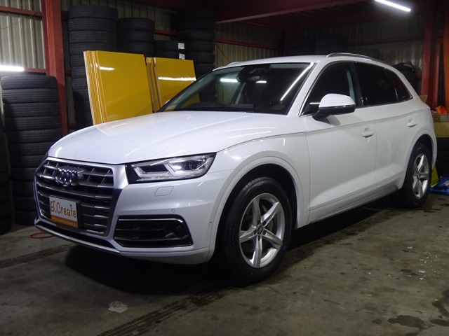 アウディ Q5 2.0 TFSI クワト...