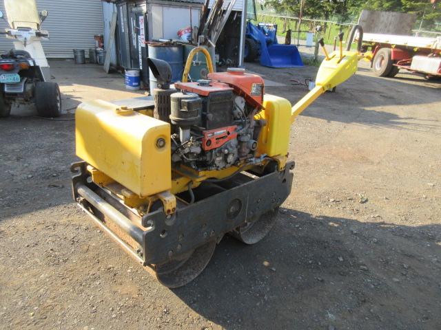 産業機械物 サカイ振動ローラー　HV51ST