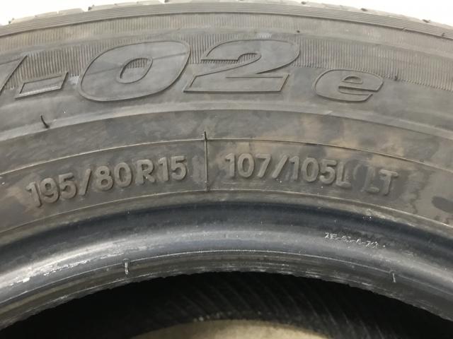 TOYO 195/80R15 107/105L LT