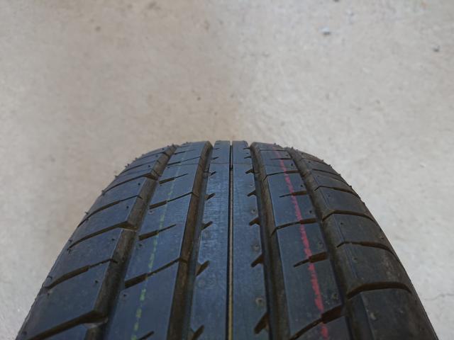 BS 195/80R15 4本