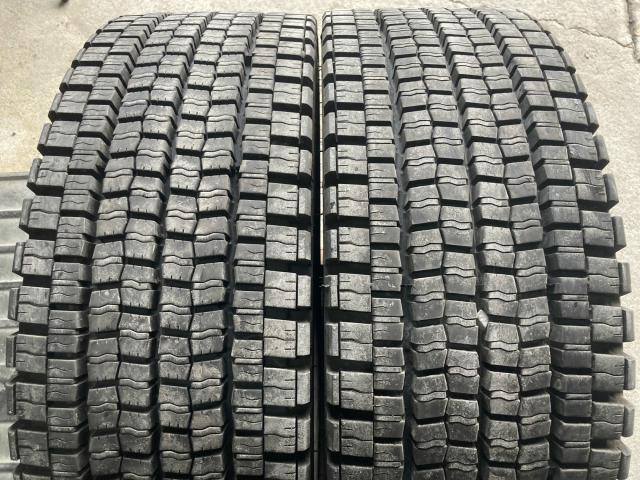 DUNLOP SP001 245/70R19.5 2本