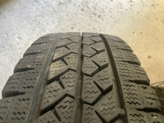 BS VL1 195/80R15 107/105L LT 4本