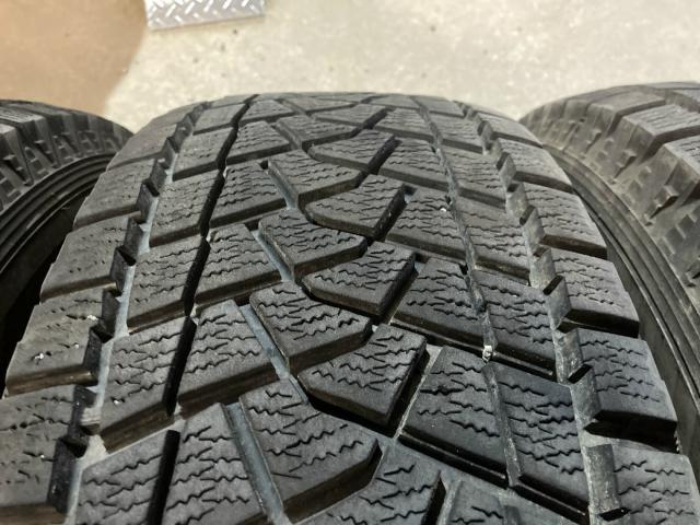 BS DM-Z3 265/70R17 4本