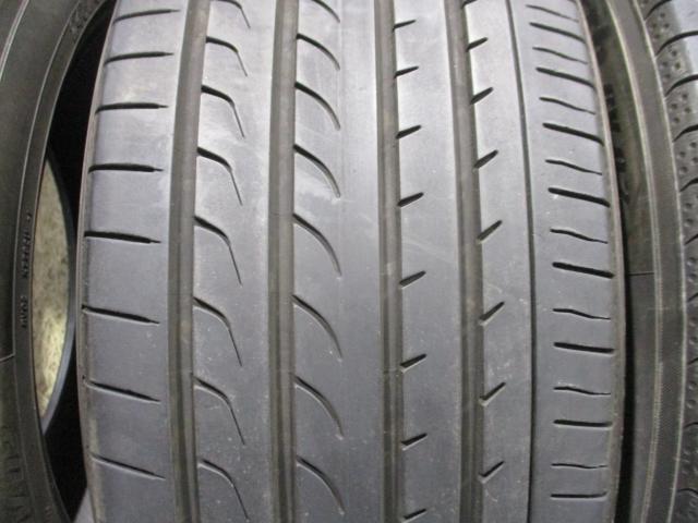 ヨコハマ　ブルーアース　RV-02　245/45R19　2020年製造