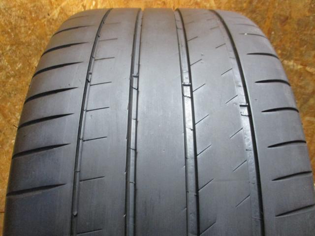 WALD　トスカ　T22-C　22×9/10.5（+33/+42）5H-112/　255/30　295/25R22（ヨコハマ　アドバンスポーツV103　ミシュラン　パイロットスポーツ4S）