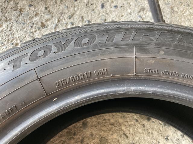 TOYO TIRE 215/60R17 4本