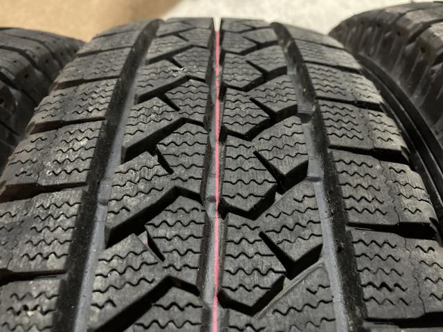 BS VL1 195/80R15 107/105L LT 4本