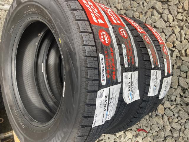 165/70R14 スタッドレスタイヤ