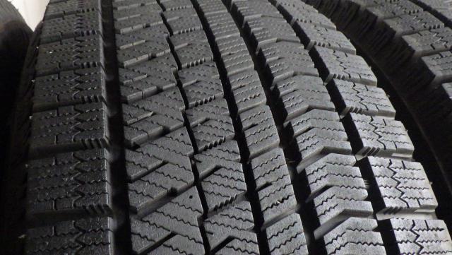 2018年製 9.5分山？ BS ブリヂストン ブリザック VRX2 225/55R17 97Q