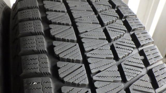 2019年製 8.8~8.9mm山！ブリジストン　ブリザック　DM-V3　265/65R17