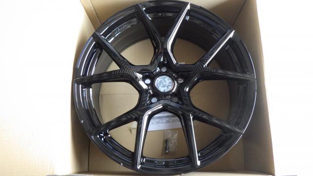 展示未使用品 LX-MODE LX-GT2 20x8.5J 5-114.3 ET35 トヨタ平座ナット専用 ４本セット 070512