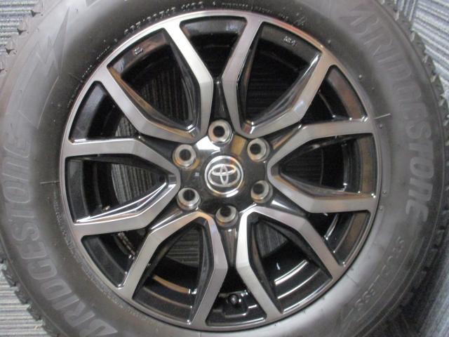 トヨタ純正　ハイラックス　GRスポーツ　18×7.5J（+30）6H-139.7/　265/60R18（ブリヂストン　DM-V3）美品　タイヤ2022年製造