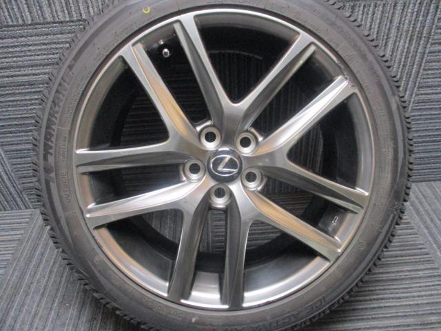 レクサス純正　CT　17×7J（+45）5H-100/　215/45R17（マックストレック　 MAXIMUS M2）