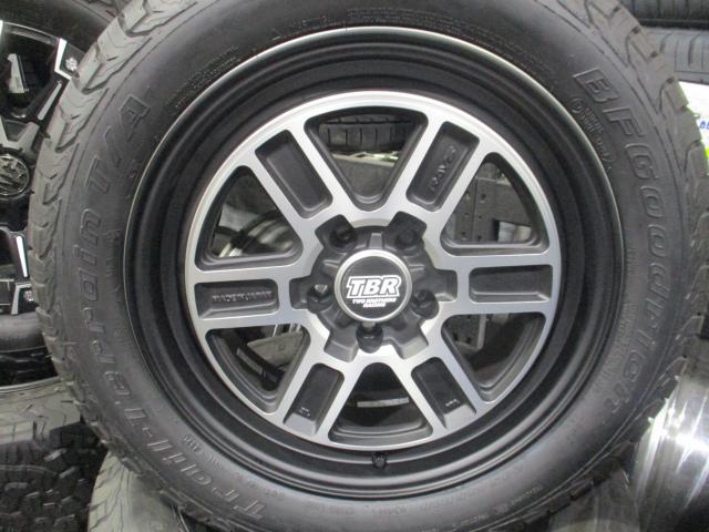 レイズ　TBR　TB-01　B-SIDE　18×7.5J（+42）5H-114.3/ 235/55R18(BFグッドリッチ　トレールテレーンT/A）新品展示品セット