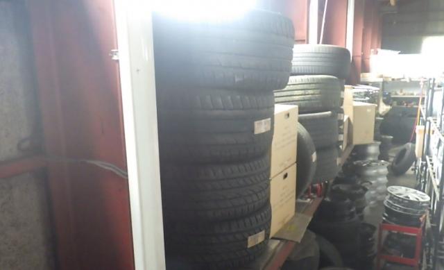 海外製 245/35R20