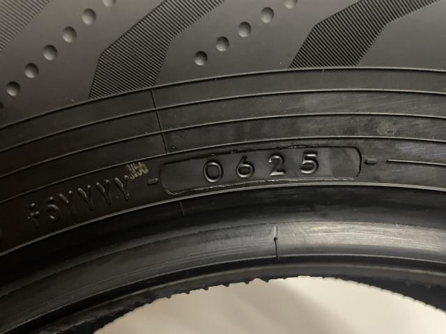 　225-65R17　夏タイヤ　 新車外し